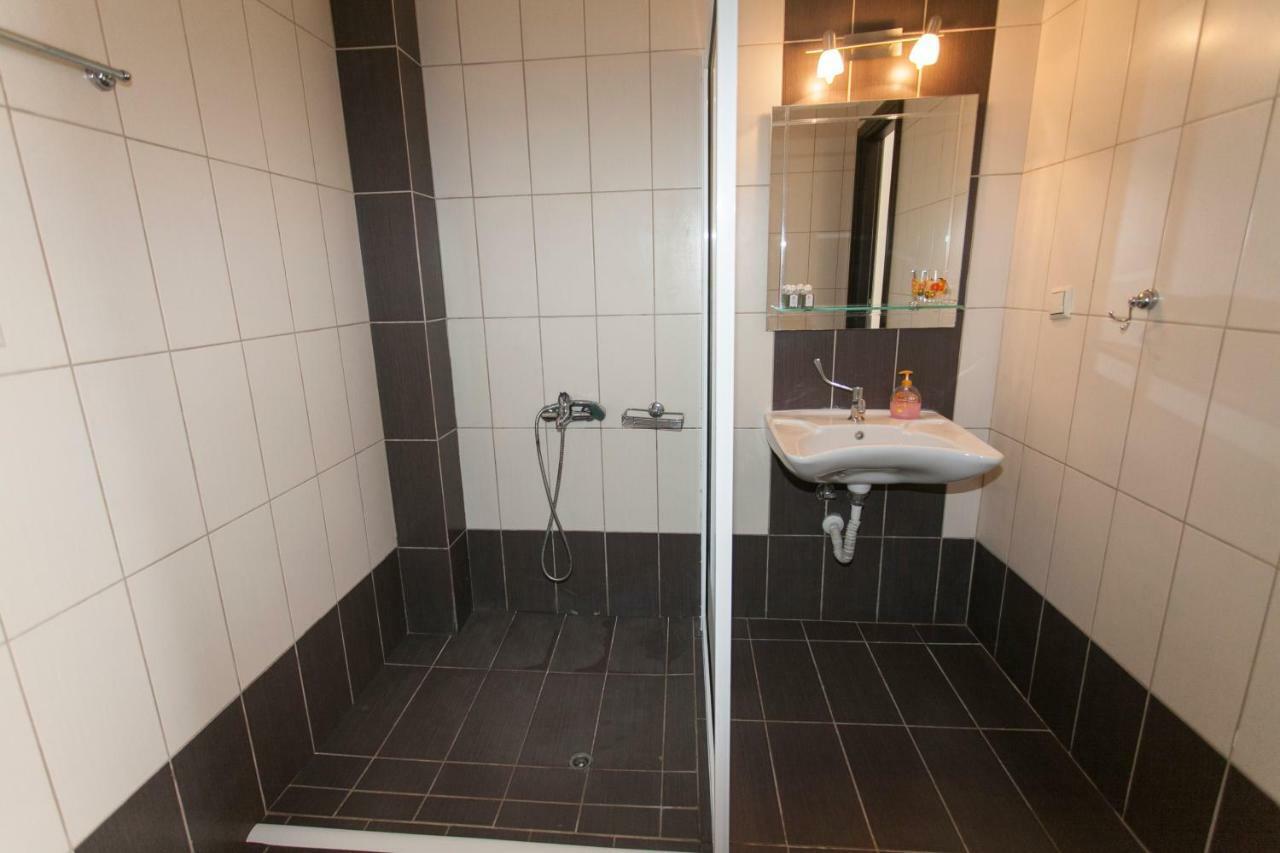 Siarbas Hotel パラリア・ブラフ エクステリア 写真